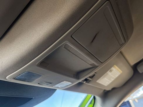 Used 2021 Ford Escape SE w/ SE Sport Appearance Package image 52