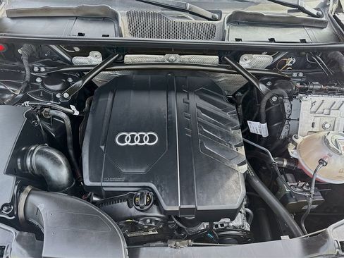 Used 2021 Audi Q5 2.0T Premium w/ Convenience Package image 41