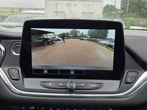 Used 2025 Chevrolet Blazer LT AWD/4WD image 18