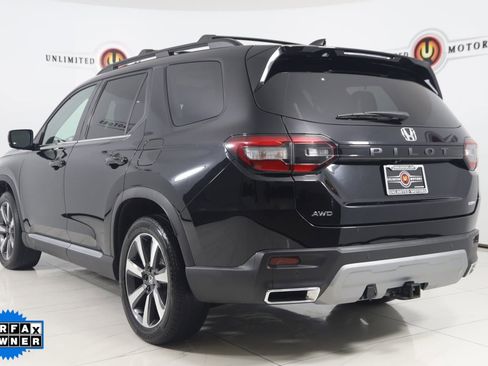 Used 2023 Honda Pilot Elite image 4