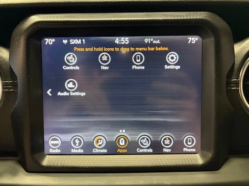 Used 2018 Jeep Wrangler Unlimited Sahara w/ Dual Top Group AWD/4WD image 16