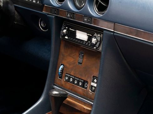 Used 1988 Mercedes-Benz 560 SL image 34