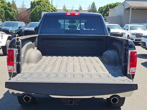 Used 2015 RAM 1500 Laramie w/ Convenience Group AWD/4WD image 10