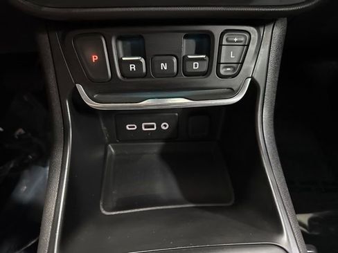 Used 2020 GMC Terrain SLE AWD/4WD image 18
