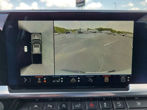 Used 2024 Chevrolet Silverado 1500 LTZ image 22