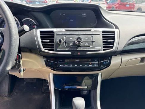 Certified 2017 Honda Accord LX image 20