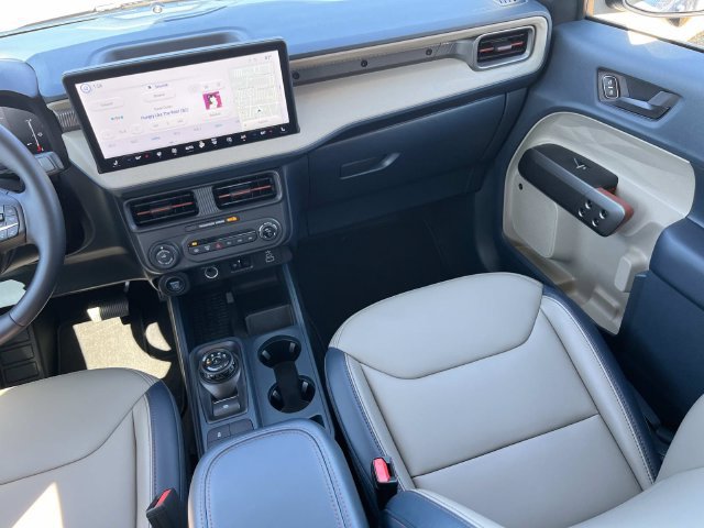 Used 2025 Ford Maverick Lariat w/ 4K Tow Package AWD/4WD image 14