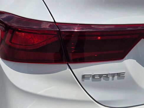 Certified 2024 Kia Forte LXS w/ LXS Technology Package FWD image 11