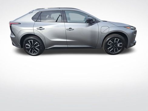 New 2026 Subaru Solterra Premium image 8