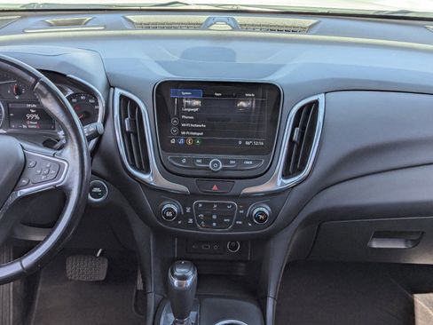 Used 2020 Chevrolet Equinox LT image 17