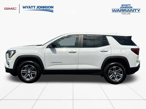 Used 2026 GMC Terrain Elevation FWD image 2
