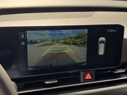 New 2026 Kia Carnival FWD image 24
