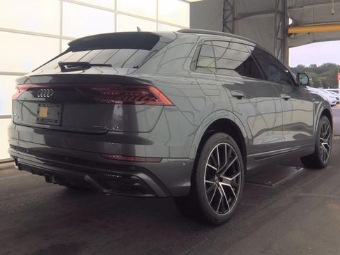 Used 2020 Audi Q8 Premium Plus w/ Premium Plus Package AWD/4WD image 3