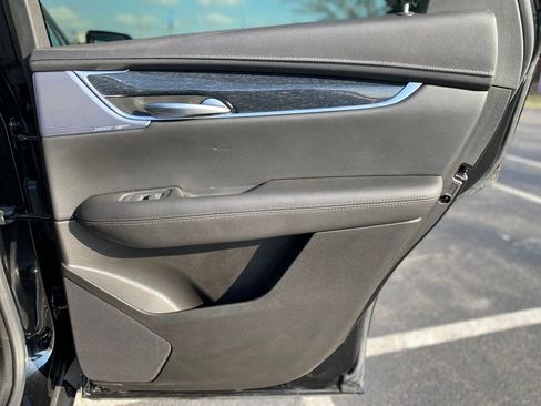Used 2025 Cadillac XT5 Premium Luxury FWD image 13