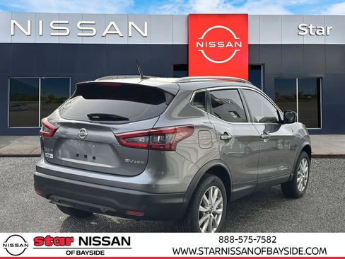 Certified 2020 Nissan Rogue Sport SV image 3