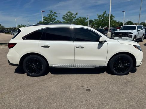 Used 2018 Acura MDX SH-AWD w/ Advance Package image 4