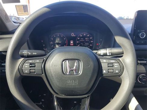 Used 2024 Honda Accord EX image 17