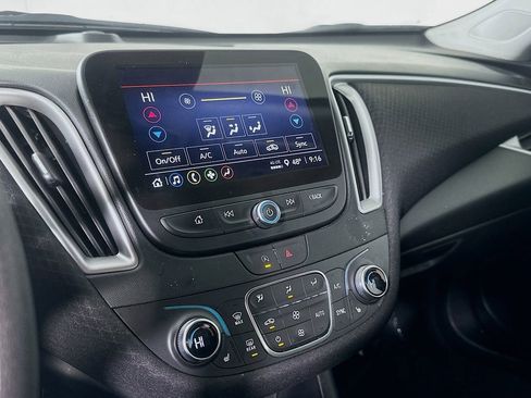 Used 2024 Chevrolet Malibu LT image 27