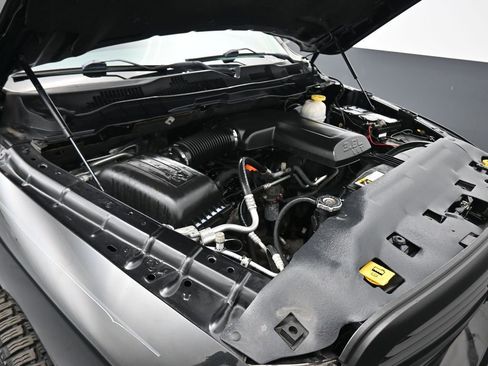 Used 2018 RAM 1500 Big Horn image 48