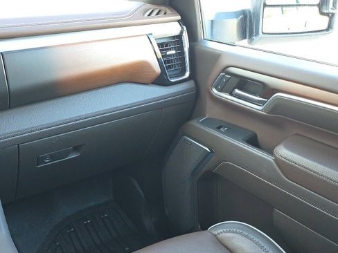 Used 2024 GMC Sierra 2500 Denali w/ Denali Reserve Package image 21