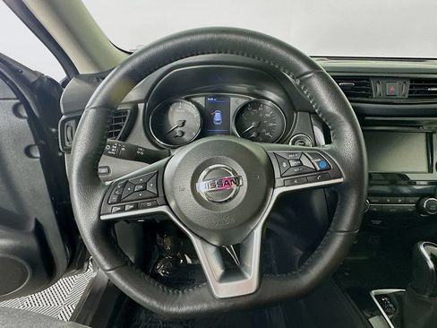 Used 2020 Nissan Rogue SL AWD/4WD image 16