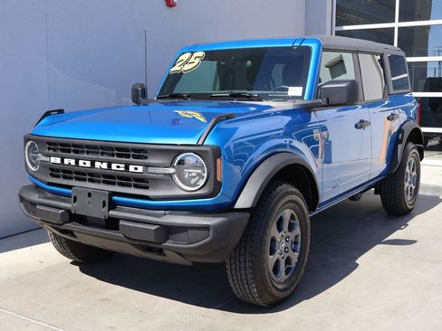 Used 2025 Ford Bronco Big Bend AWD/4WD image 1