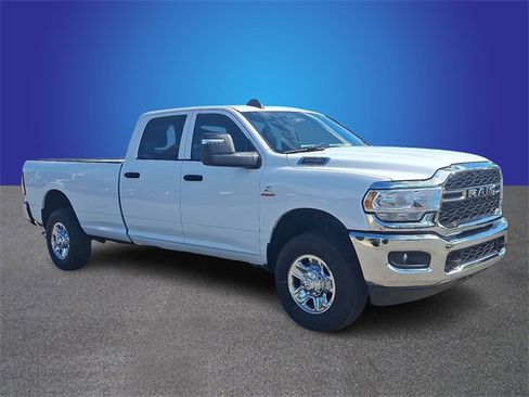 Used 2023 RAM 3500 Tradesman w/ Chrome Appearance Group image 3