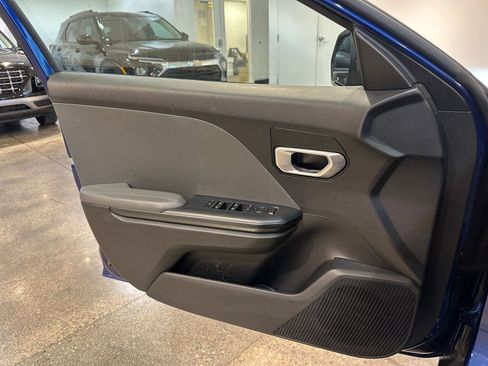 Used 2025 Kia K4 LXS image 20