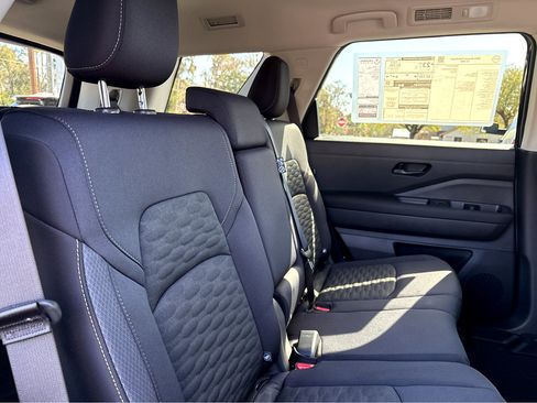 New 2026 Nissan Pathfinder SV image 13