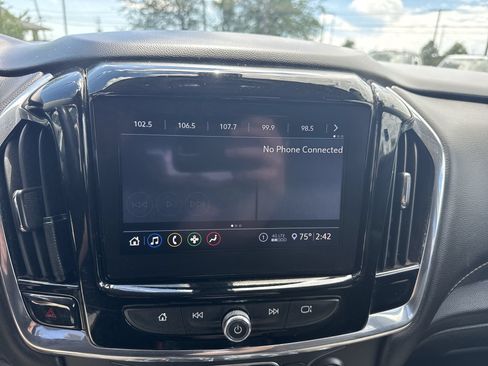Used 2020 Chevrolet Traverse LT AWD/4WD image 13