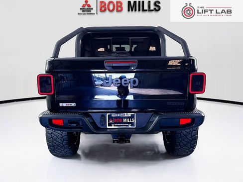 Used 2021 Jeep Gladiator Sport AWD/4WD image 7