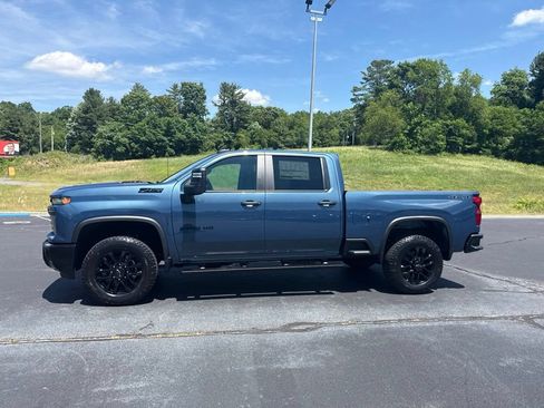 New 2026 Chevrolet Silverado 2500 Custom w/ Custom Value Package AWD/4WD image 5
