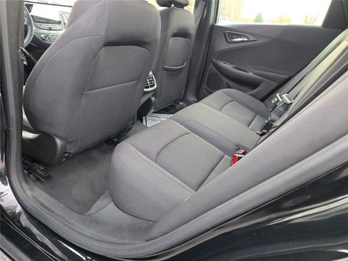 Used 2024 Chevrolet Malibu LT image 19