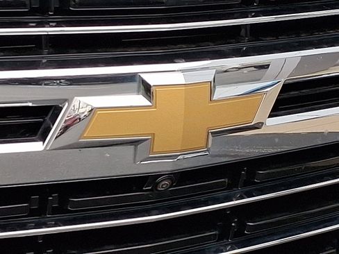 Used 2023 Chevrolet Tahoe LT w/ Luxury Package image 37