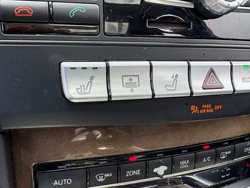 Used 2014 Mercedes-Benz E 350 Sedan image 25