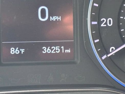 Used 2019 Hyundai Kona SEL AWD/4WD image 7