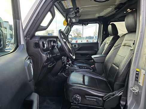 Used 2021 Jeep Wrangler Unlimited Sahara w/ Cold Weather Group image 14