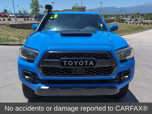 Used 2019 Toyota Tacoma TRD Pro AWD/4WD image 2