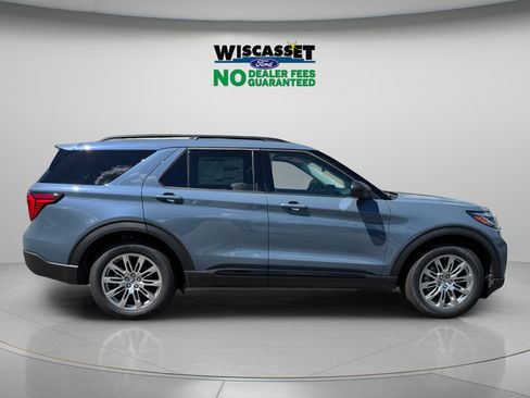 New 2026 Ford Explorer Active w/ Active Comfort Package AWD/4WD image 6