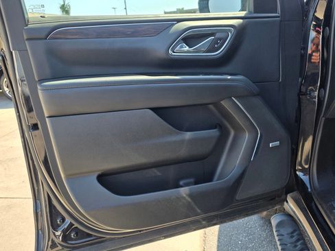 Used 2023 Chevrolet Tahoe Z71 image 17
