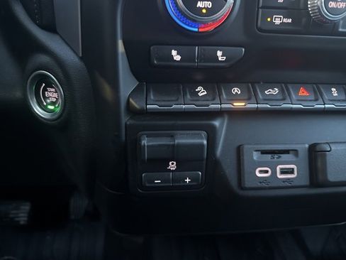 Used 2021 GMC Sierra 1500 SLE image 37