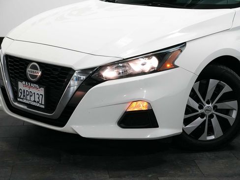 Used 2022 Nissan Altima 2.5 S FWD image 10