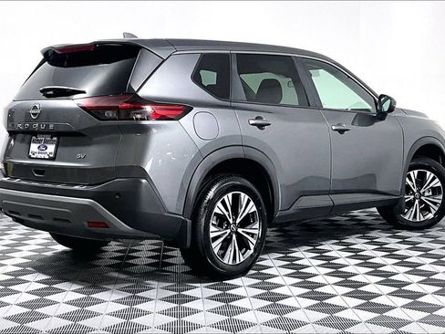 Used 2023 Nissan Rogue SV FWD image 12