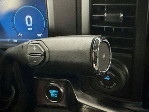 New 2026 Ford F250 Lariat w/ Black Appearance Package image 17