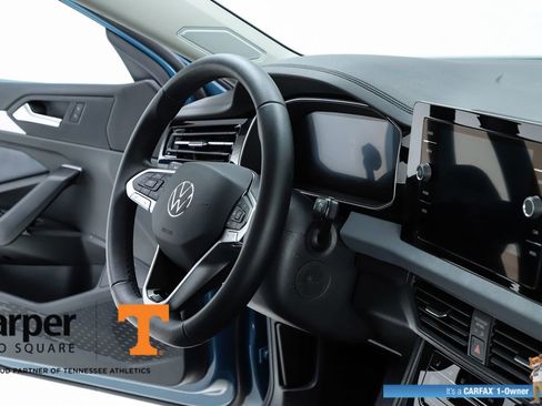 Used 2025 Volkswagen Jetta SE w/ Black Wheel Package image 70