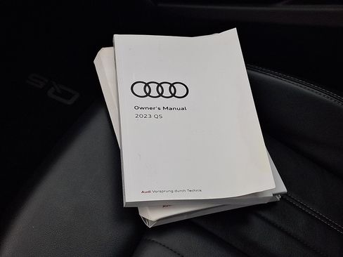 Used 2023 Audi Q5 2.0T Premium w/ Convenience Package AWD/4WD image 26