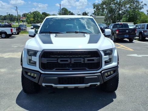 Used 2019 Ford F150 Raptor w/ Equipment Group 802A Luxury AWD/4WD image 2