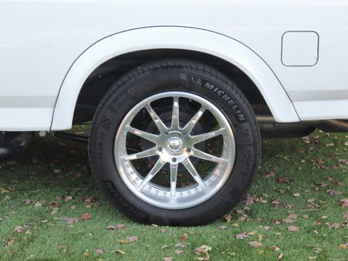 Used 1987 Ford Bronco image 33