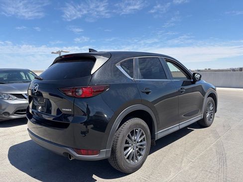Used 2021 MAZDA CX-5 Touring FWD image 2