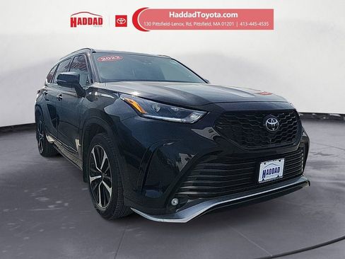 Used 2022 Toyota Highlander XSE AWD/4WD image 8